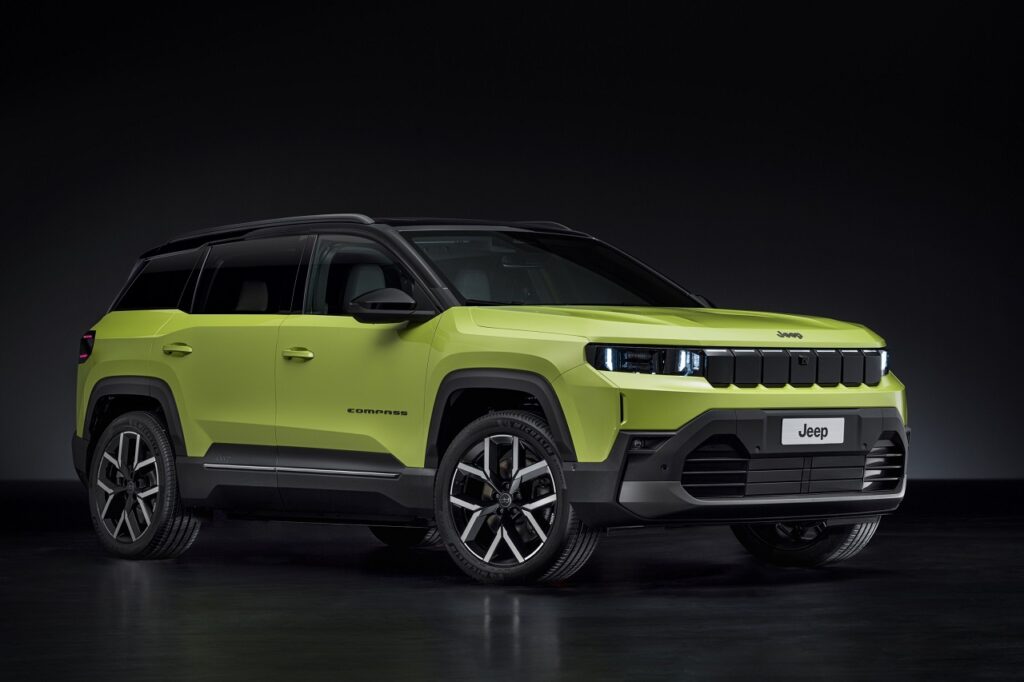 Jeep porta adrenalina al Winter Tour di 105XMasters 2026 con nuova Compass e Avenger