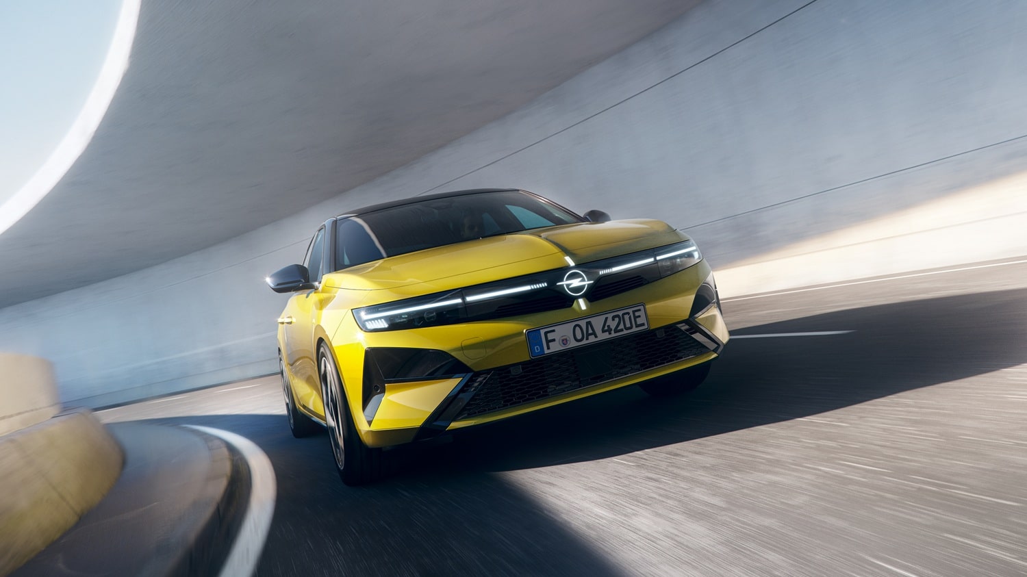 Nuova Opel Astra: il restyling debutta in anteprima al Salone di Bruxelles 2026