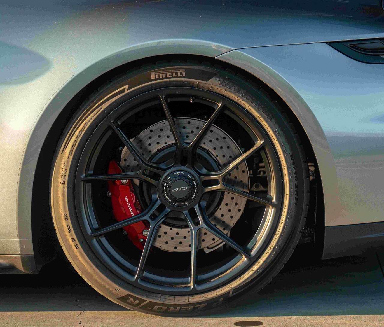 Pirelli P Zero equipaggia la nuova Porsche 911 GT3 con pneumatici su misura