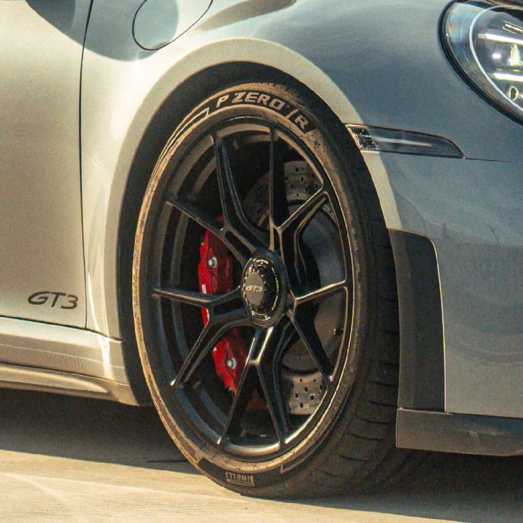 Pirelli P Zero equipaggia la nuova Porsche 911 GT3 con pneumatici su misura