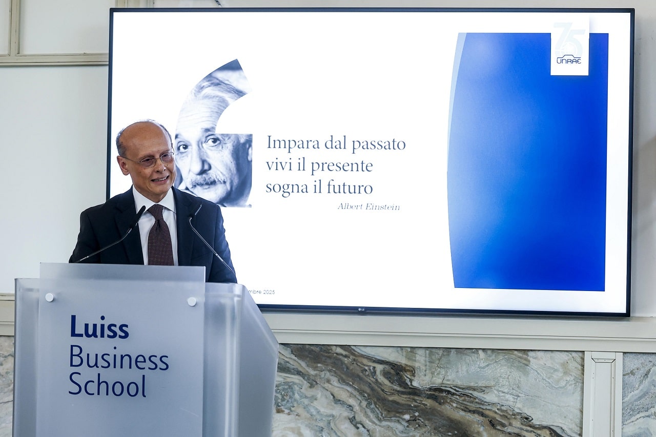 UNRAE: “In Europa servono regole chiare e una transizione automotive realistica”