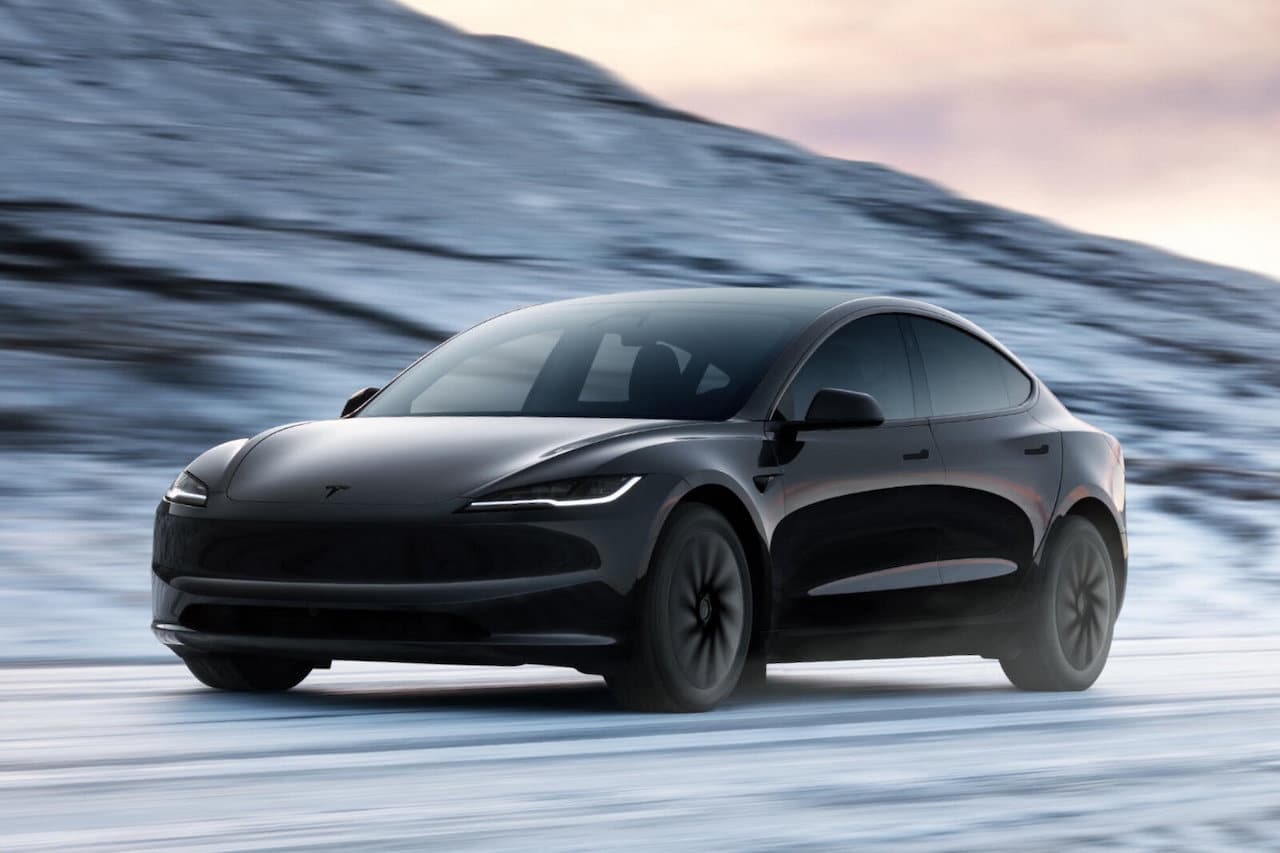 Tesla Model 3: arriva in Italia la versione Standard, da 36.990 euro