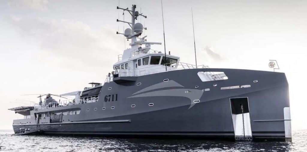 Mark Zuckerberg vende lo yacht da 67 metri: va all’ereditiera Walmart