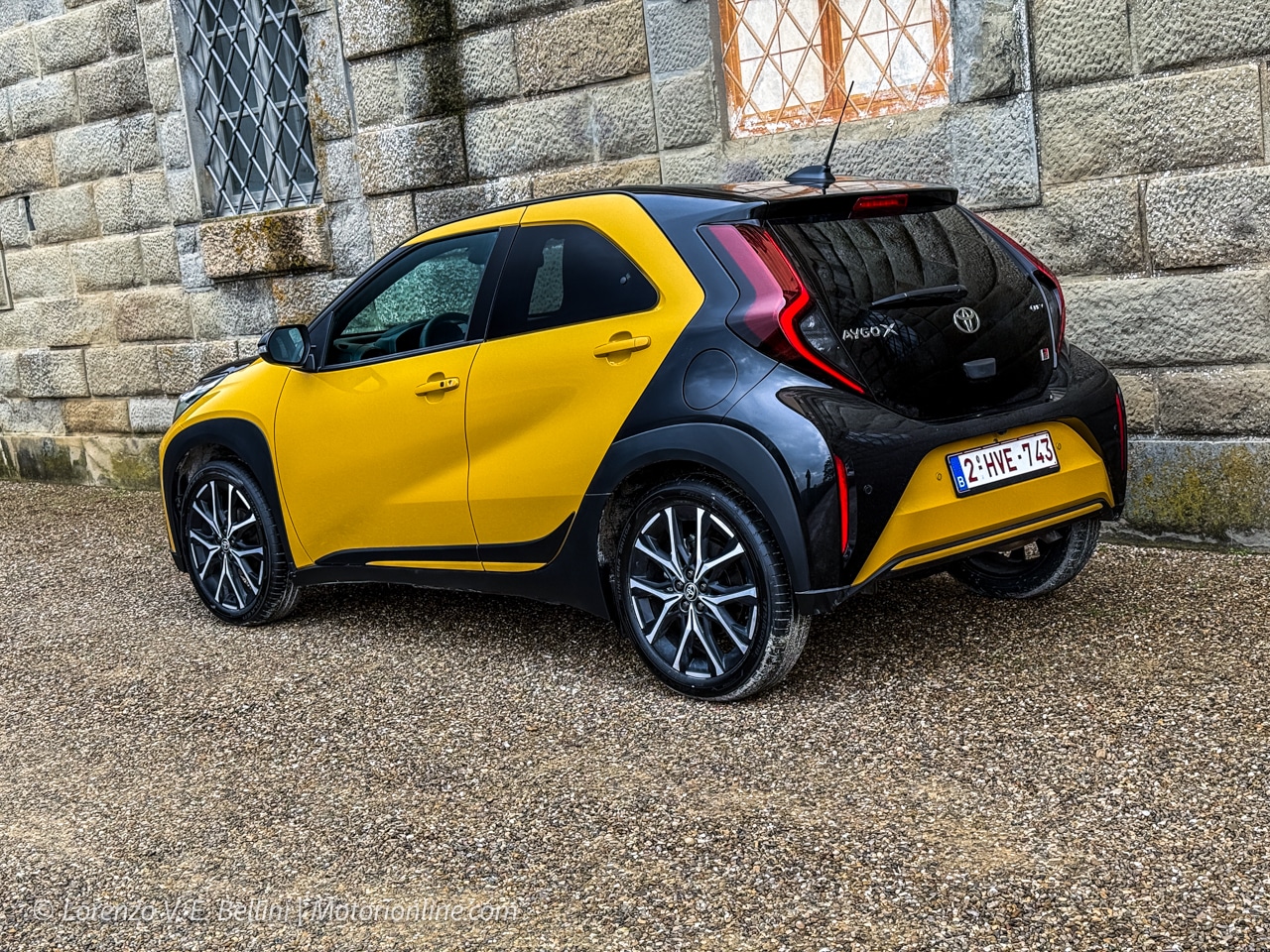 Toyota Aygo X Hybrid 2026 - Posteriore