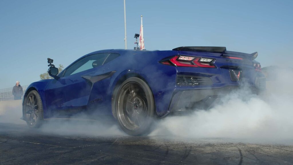 Chevrolet Corvette ZR1X, l’accelerazione è da record: 0-96 km/h in 1,68 secondi [VIDEO]