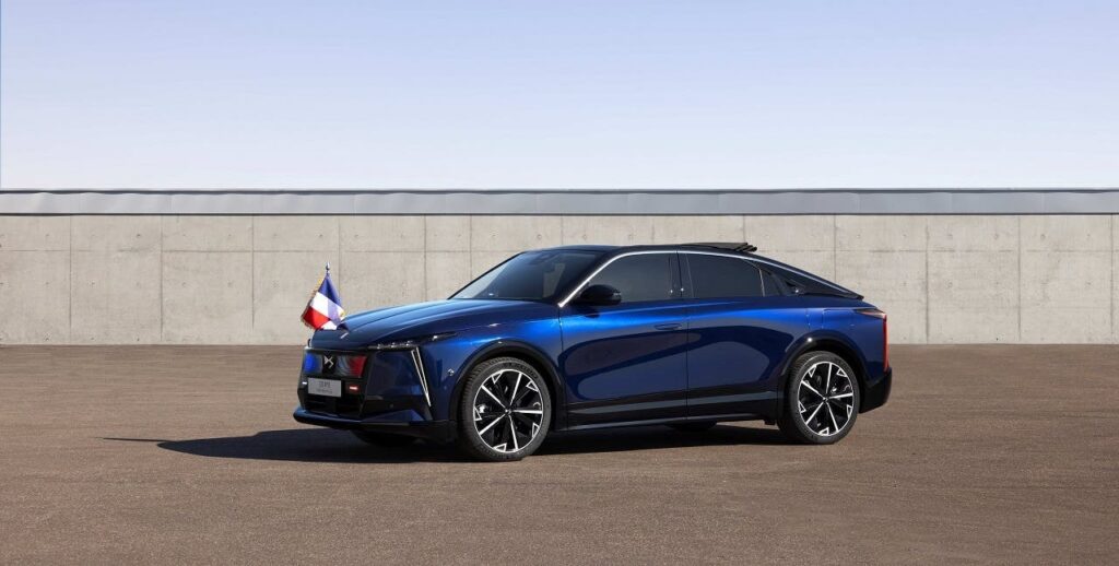 DS Automobiles esporrà quattro speciali veicoli presidenziali a Retromobile 2026