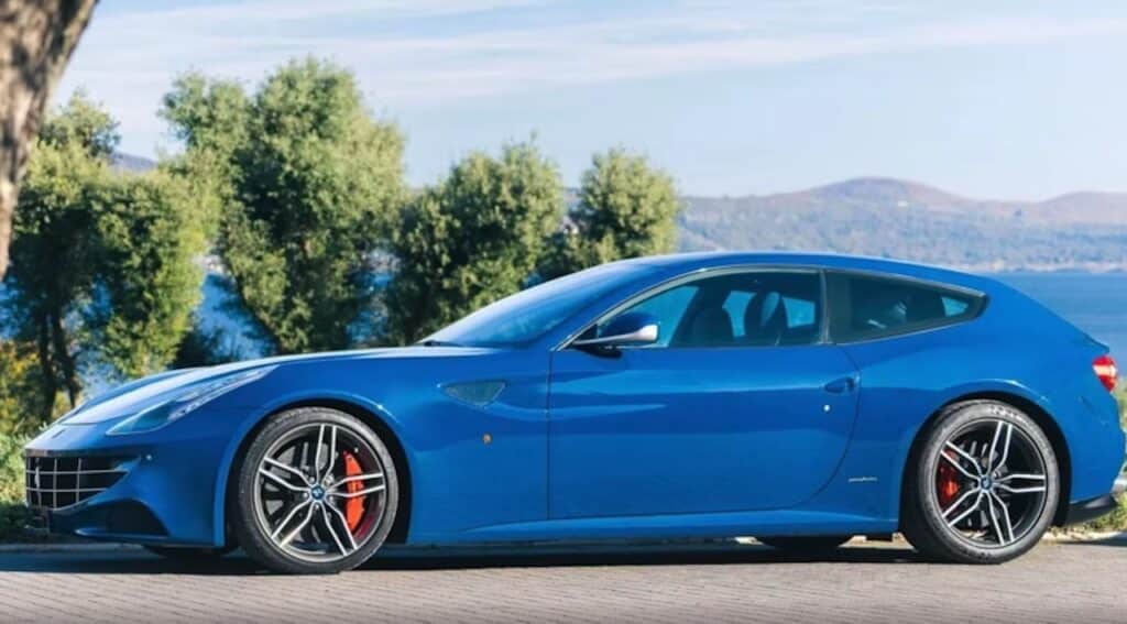 Ferrari FF: l’esemplare unico di Lapo Elkann finisce all’asta