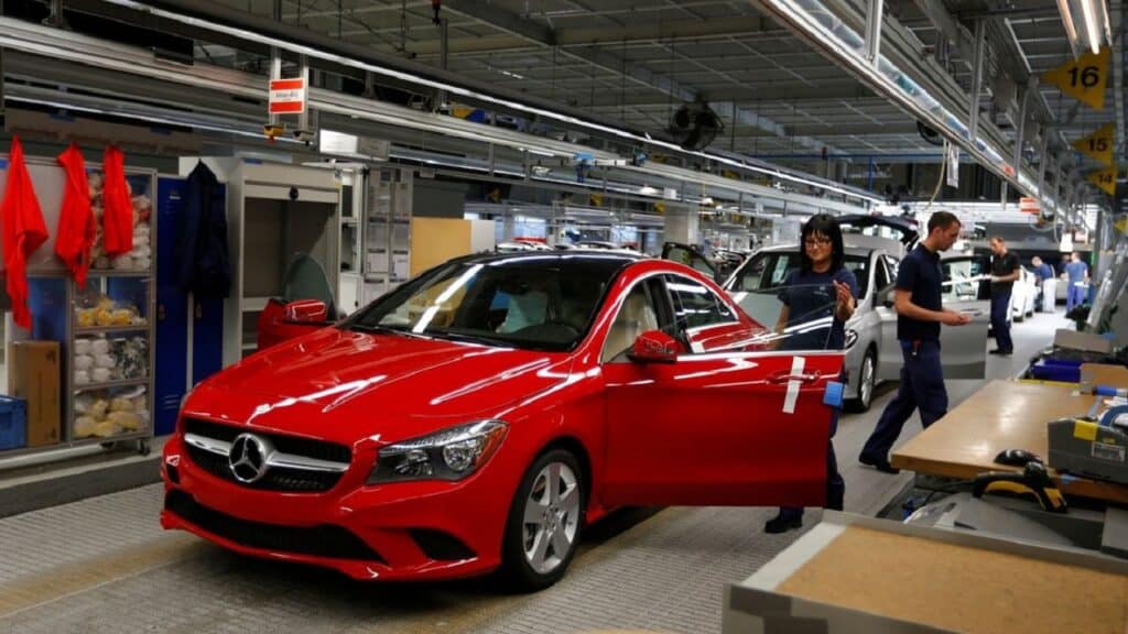 Mercedes-Benz sposta tutta la produzione europea della Classe A in Ungheria