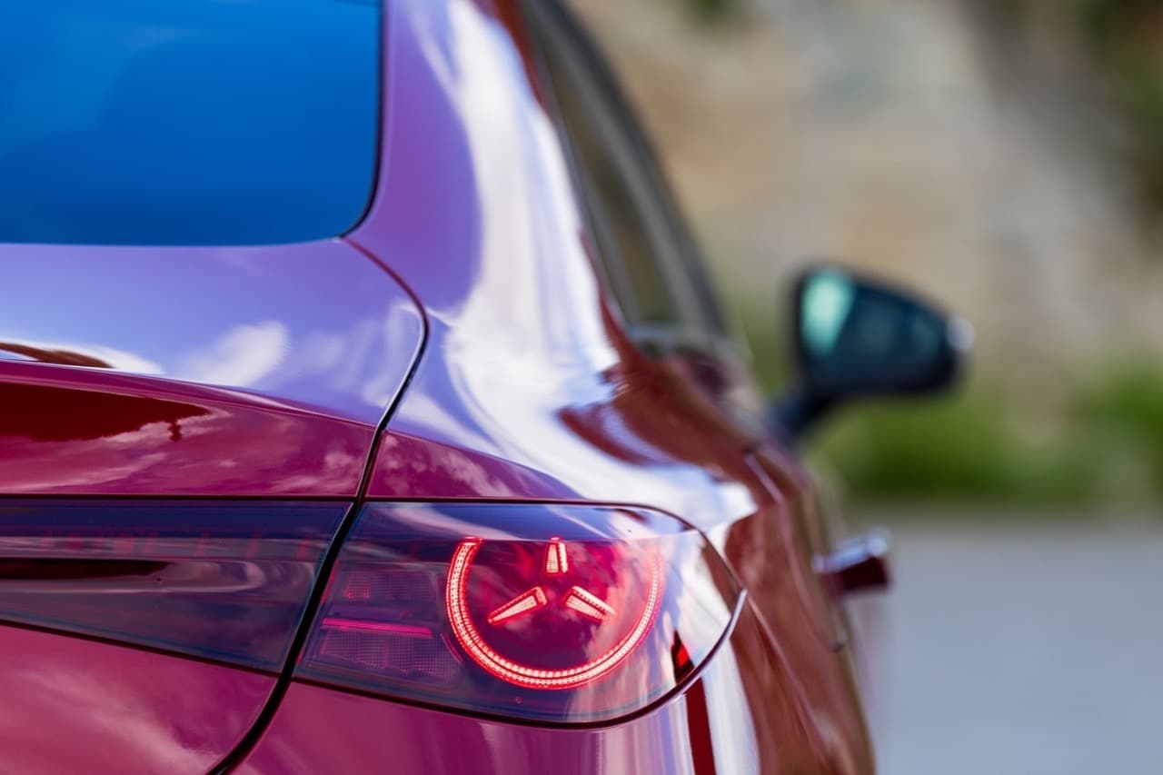 Mercedes CLA 2026: la compatta premium che punta al vertice