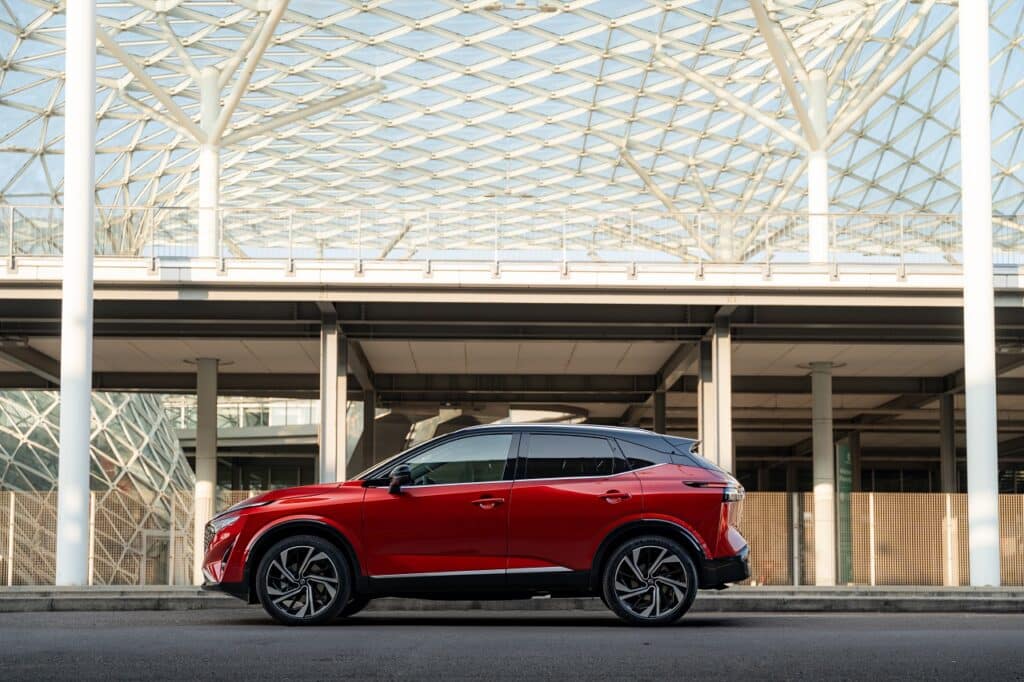 Nissan consolida la propria leadership nel mercato dei crossover elettrificati in Italia