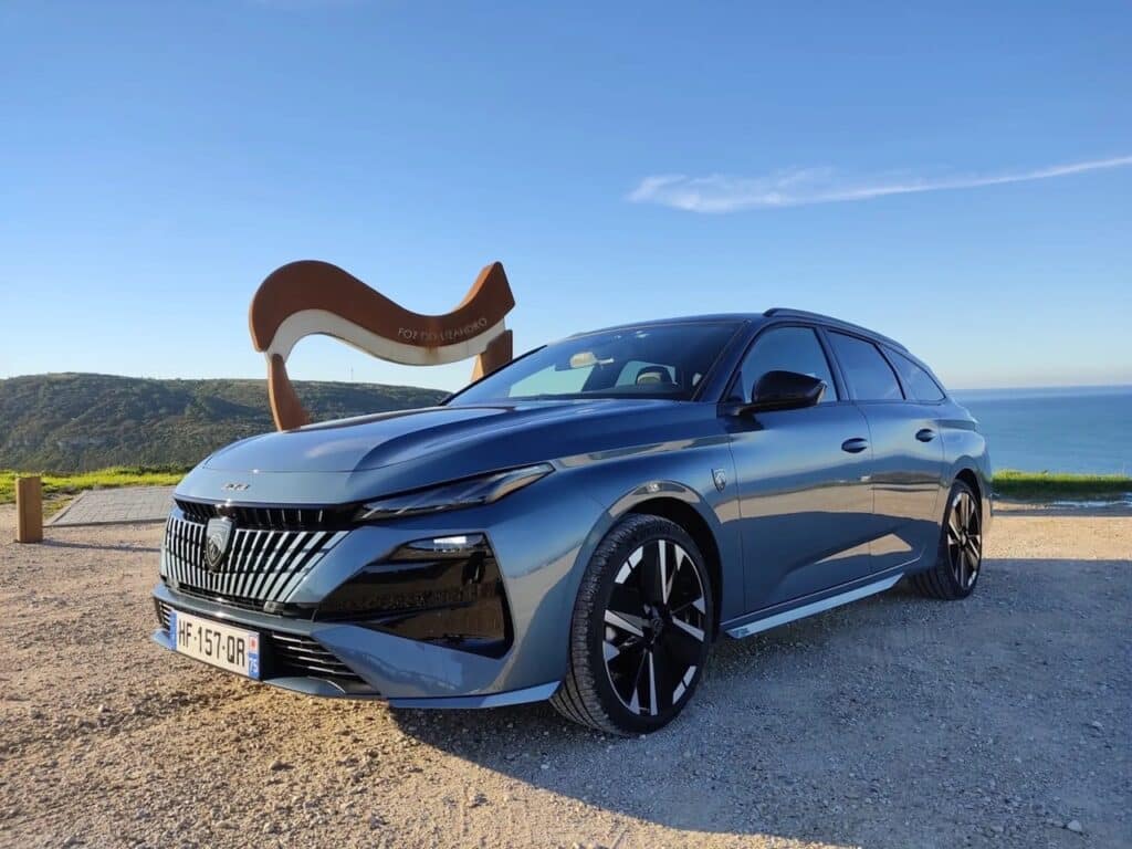 Peugeot: c’è la nuova 308 all’Alpe d’Huez Film Festival 2026