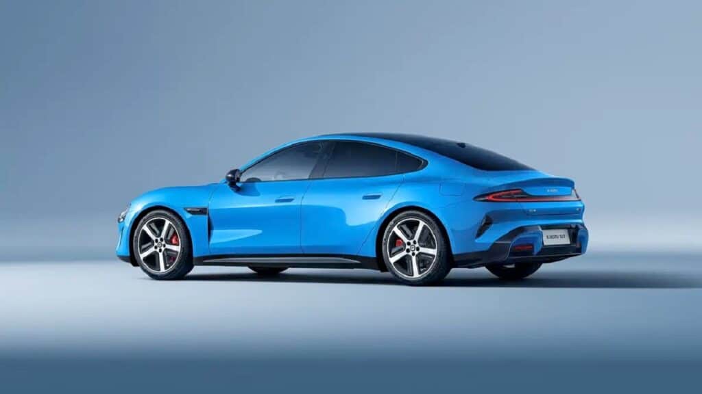 Xiaomi rinnova la sua berlina elettrica SU7: più autonomia e potenza