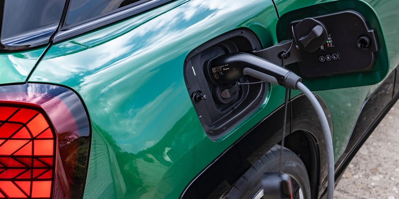 Auto elettriche: a gennaio in Italia immatricolazioni in forte crescita
