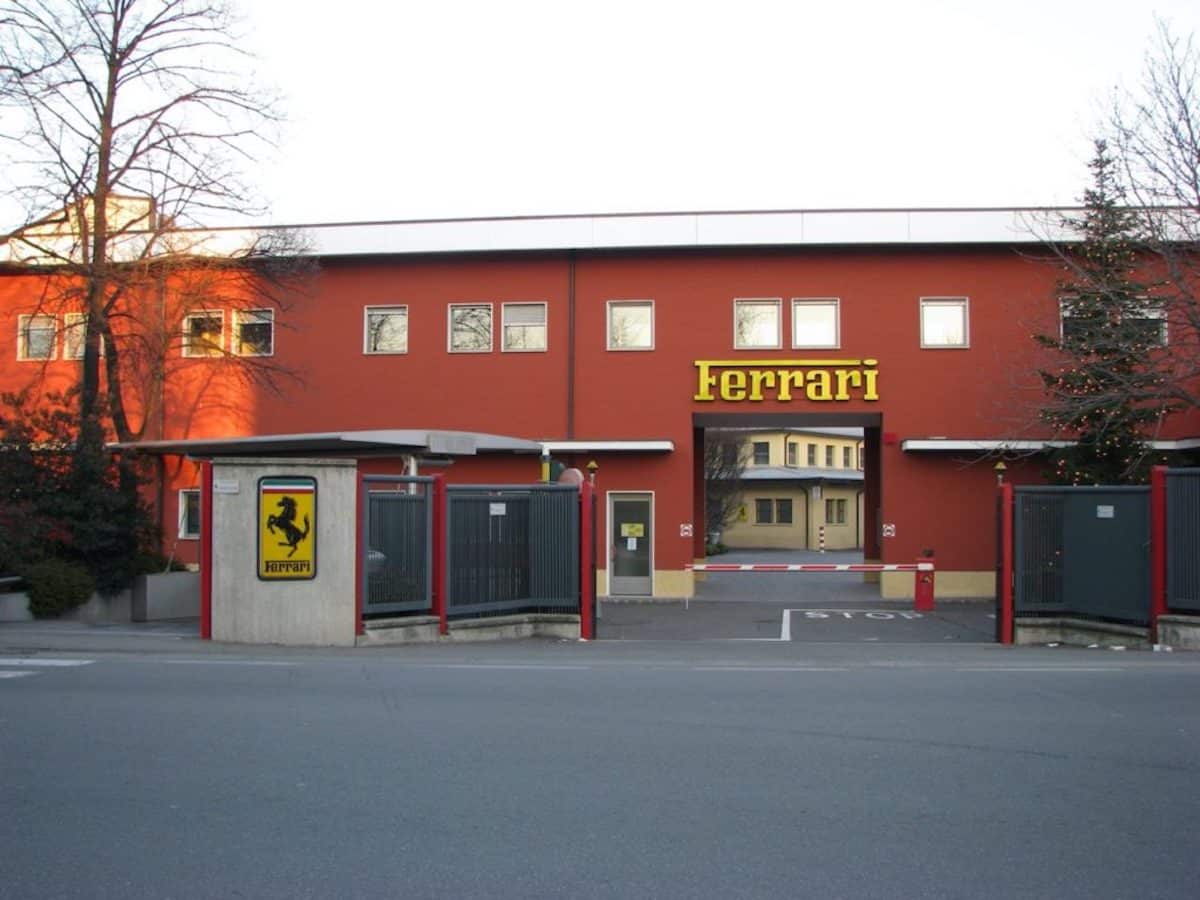 Ferrari: un premio record per i dipendenti, quasi 15.000 euro