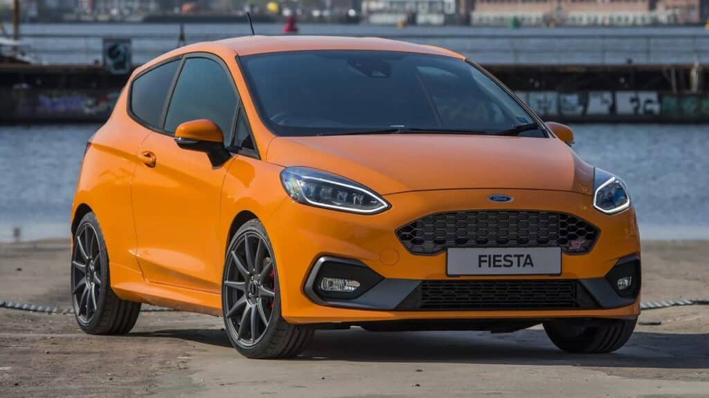 Ford ripensa alle auto tradizionali: nuovi modelli in arrivo per l’Europa