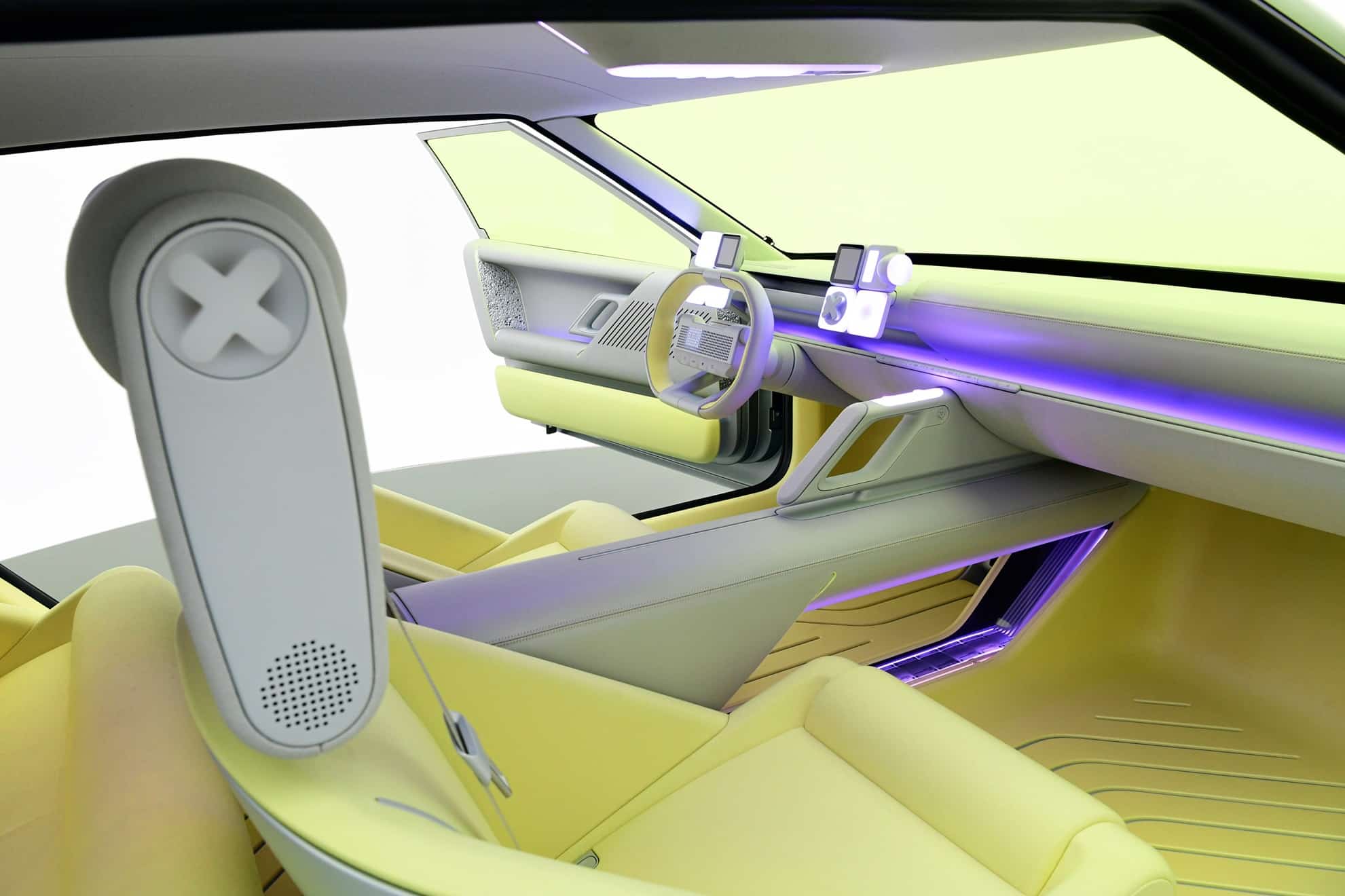 Hyundai Concept THREE