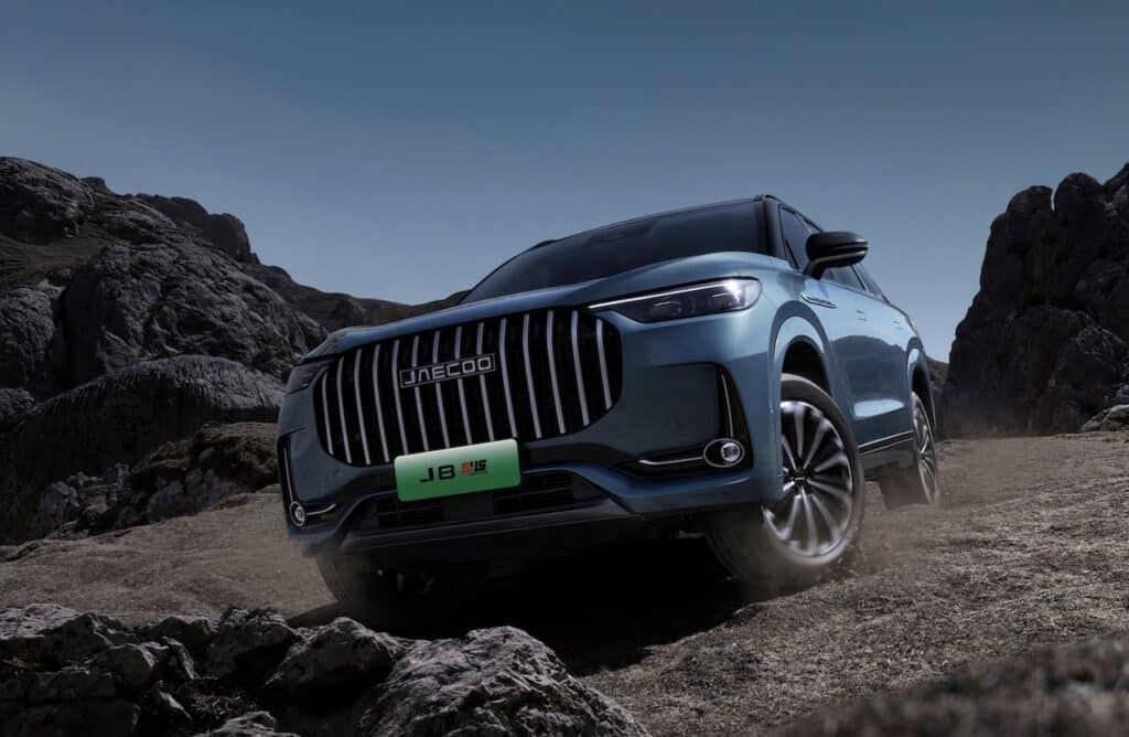 Jaecoo 8 SHS-P: il nuovo fuoristrada ibrido plug-in da 428 cavalli