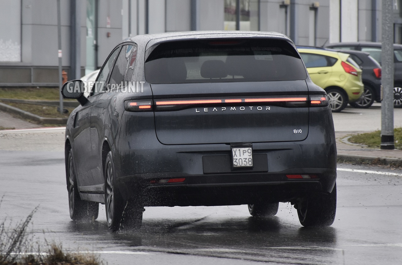 Leapmotor B10: il SUV compatto su strada in Italia