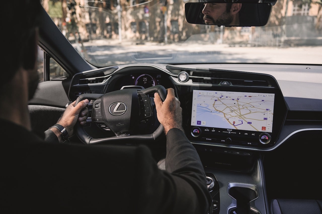 Lexus RZ 2026: debutta il sistema steer-by-wire sul SUV elettrico