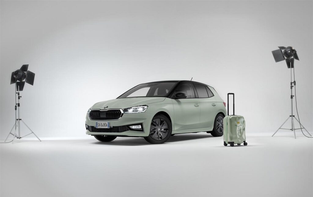 Skoda Fabia 2026: debutta il verde Green Flow “Inspired by Pantone”