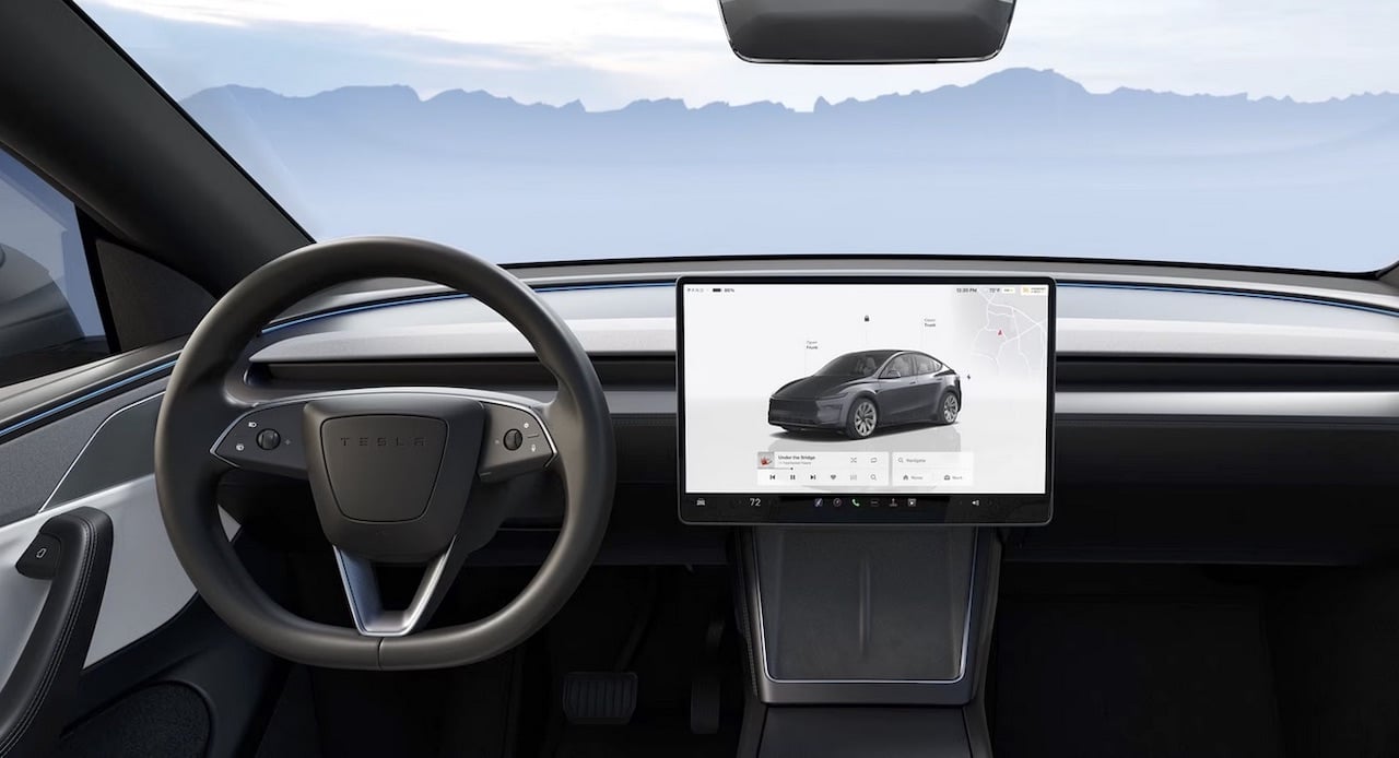 Tesla Model Y: ora è disponibile anche un’opzione a 7 posti