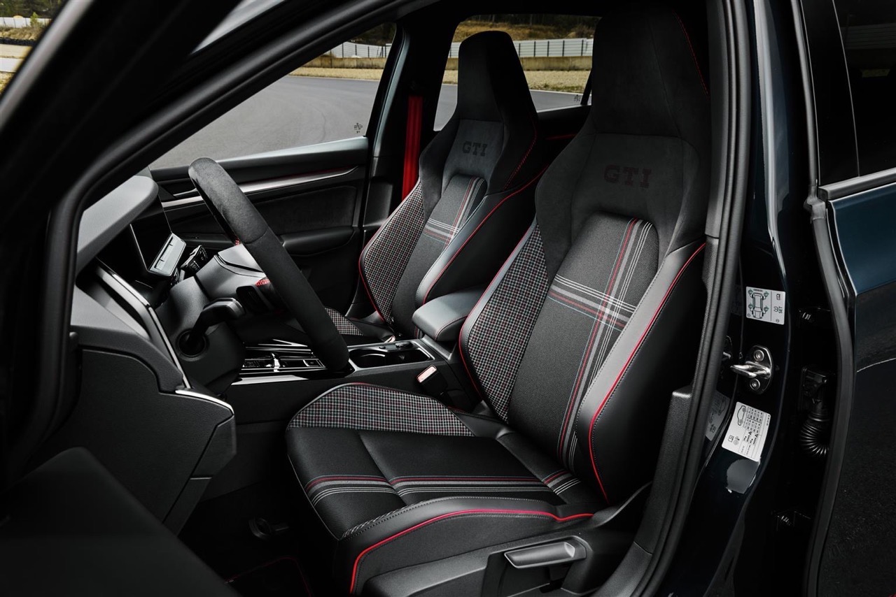 Volkswagen Golf GTI Editon 50: l‘edizione per i 50 anni della GTI