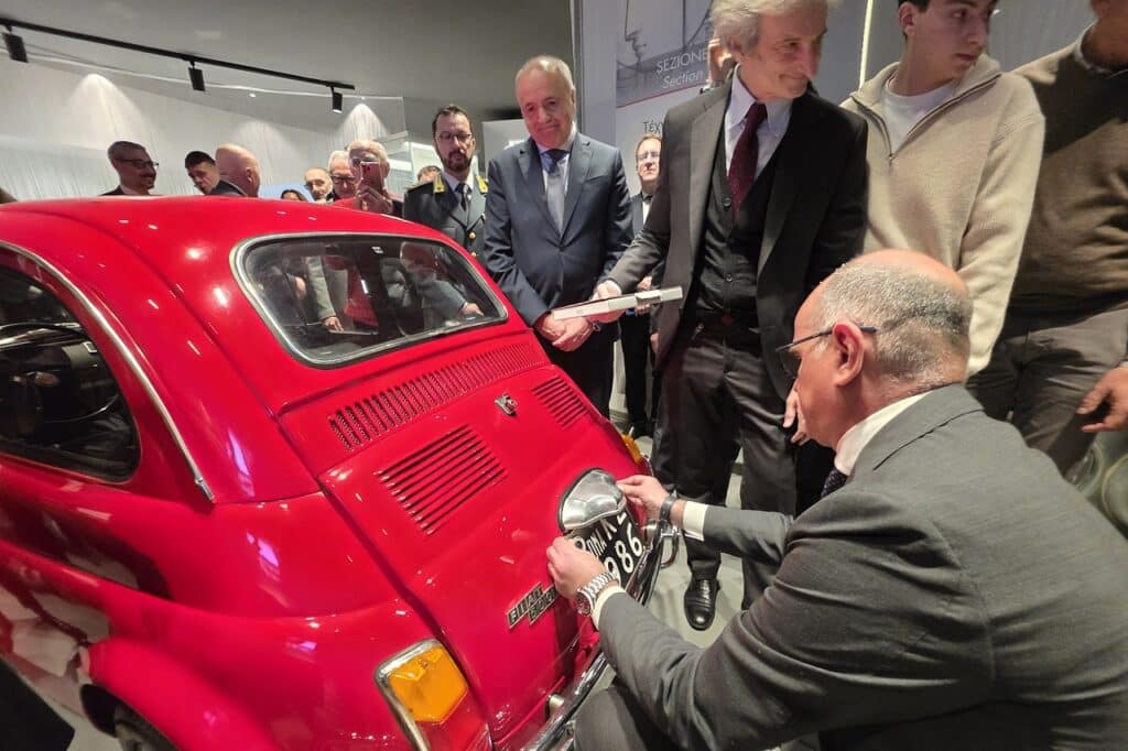 Targhe storiche: importanti novità in arrivo dal Poligrafico e Zecca dello Stato