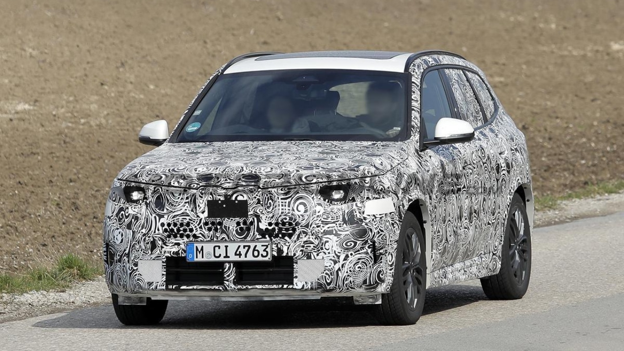 BMW X1 restyling in arrivo: foto spia e novità sul SUV compatto 2027