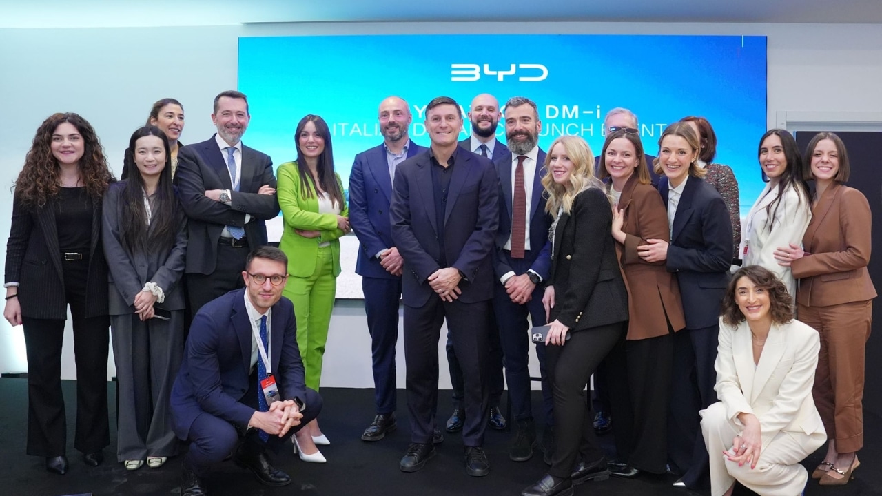 BYD Atto 2 DM-i: il lancio della nuova compatta ibrida a San Siro