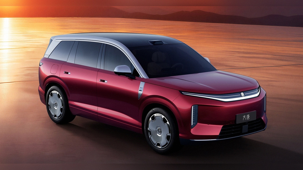 BYD Great Tang: svelato in Cina il maxi SUV premium con ricarica da 1.000 volt