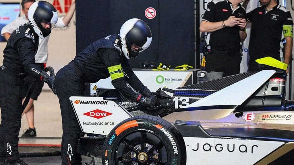 Formula E, il Madrid E-Prix 2026 debutta con il Pit Boost: più energia, più strategia, più spettacolo