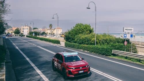 Citroen protagonista nel ciclismo: C5 Aircross alla Tirreno-Adriatico