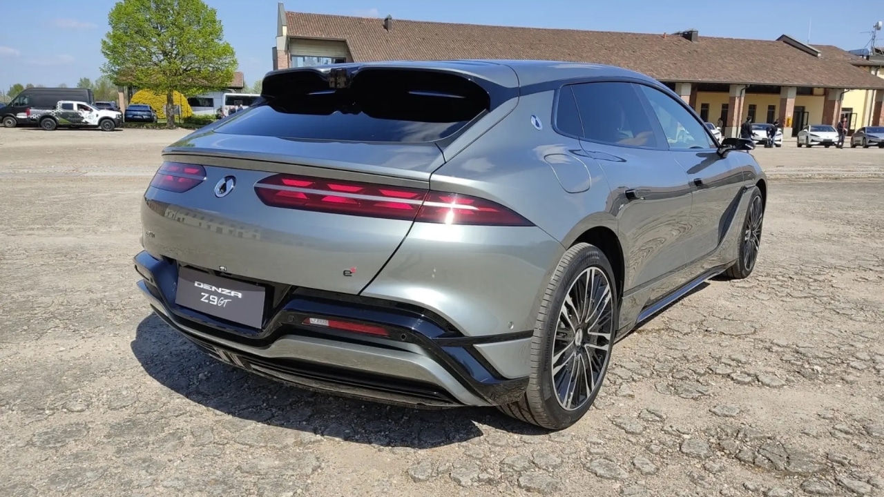Denza Z9GT: debutta l’8 aprile in Europa col Flash Charging