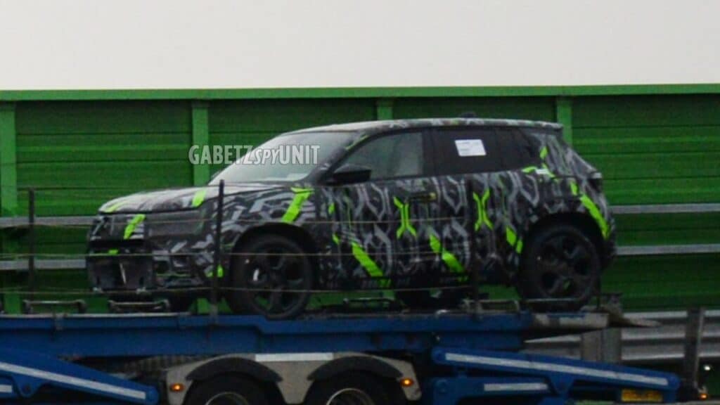 Jeep Avenger 2027: prime FOTO SPIA del restyling del baby SUV