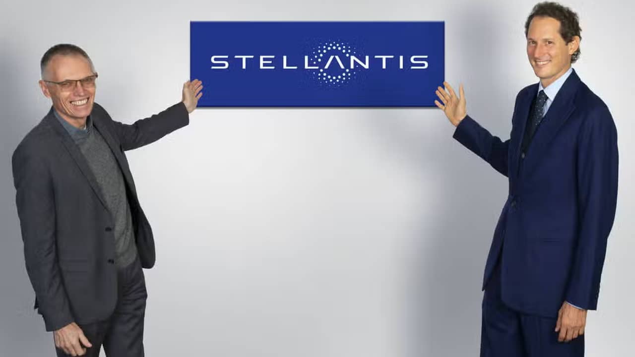 John Elkann archivia l’era Tavares: per Stellantis finisce il tempo dei numeri “insostenibili”