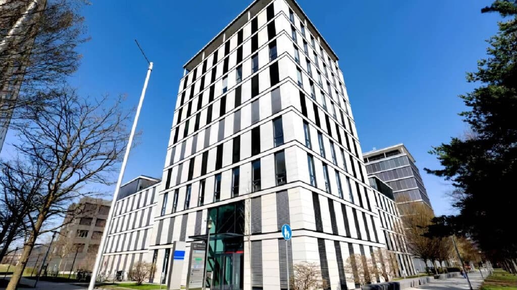 Leapmotor apre a Monaco il suo primo centro di innovazione europeo e accelera sulla strategia globale