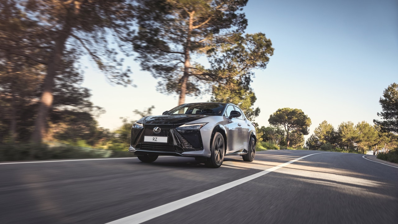 Lexus migliora il piacere di guida dei suoi BEV con Interactive Manual Drive