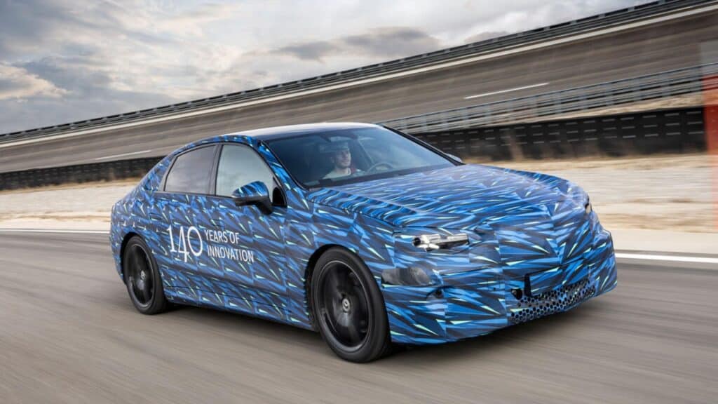 Mercedes Classe C EQ: anteprima della nuova berlina elettrica da oltre 700 km di autonomia