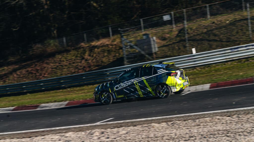 Opel Corsa GSE, debutto sempre più vicino: test finali al Nürburgring