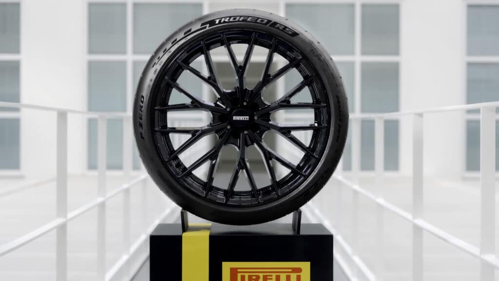Pirelli P Zero R e Trofeo RS ora disponibili anche per il mercato del ricambio