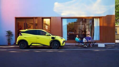 BYD alla Milano Design Week 2026: protagonista la tecnologia V2L della Dolphin Surf