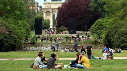 Previsioni traffico e meteo Pasqua e Pasquetta 2026: scatta l’esodo, arrivano sole e bel tempo