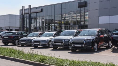 Concessionarie auto italiane: innovazione interna e capitale umano guidano il cambiamento