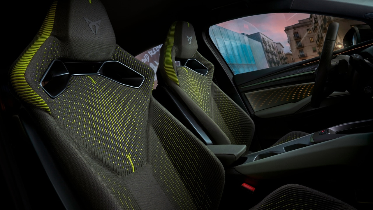 Cupra Raval: telaio ribassato e potenza per una guida coinvolgente