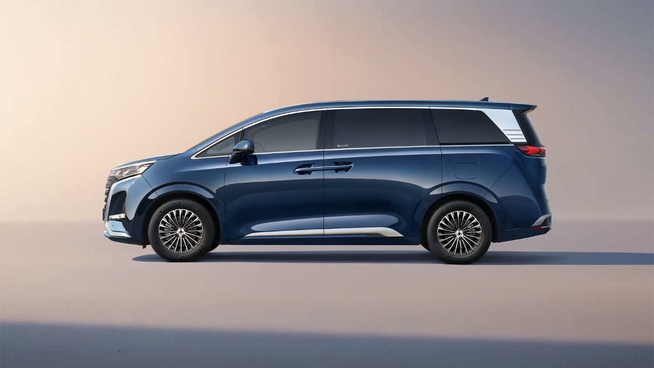 Denza: l’ora del debutto in Europa, con la Z9GT e la D9 DM-i