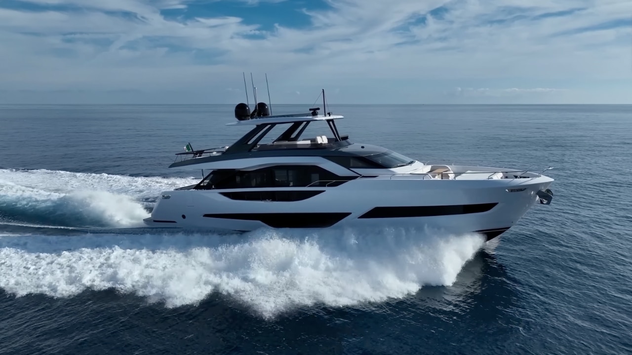 Ferretti Yachts 800: la prova di un modello iconico della gamma flybridge