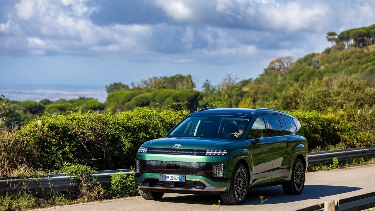 Hyundai Ioniq 9, design distintivo per una nuova idea di mobilità elettrica