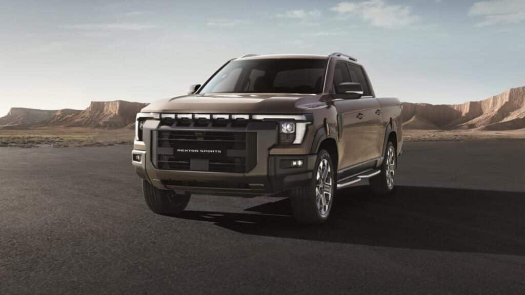 KGM Rexton Sports XL, il nuovo pick-up coreano arriva in Italia: prezzo e dettagli