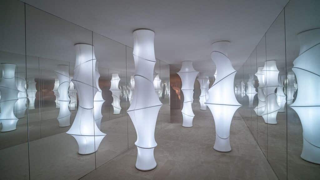 Kia alla Milano Design Week 2026, il design diventa esperienza tra visione, emozione e futuro elettrico