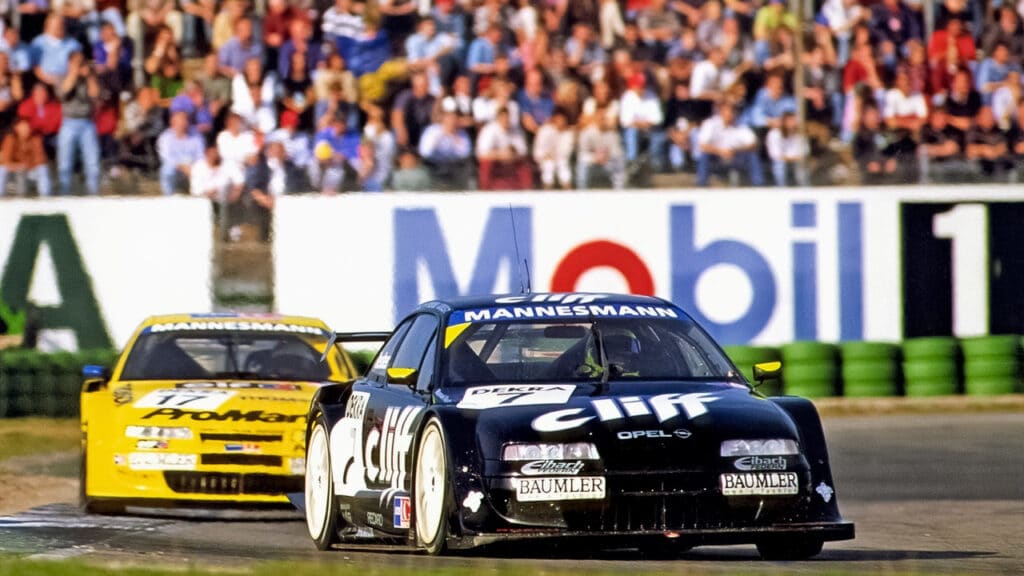 Opel protagonista all’Hockenheim Historic: 125 anni di motorsport tra icone leggendarie e futuro elettrico